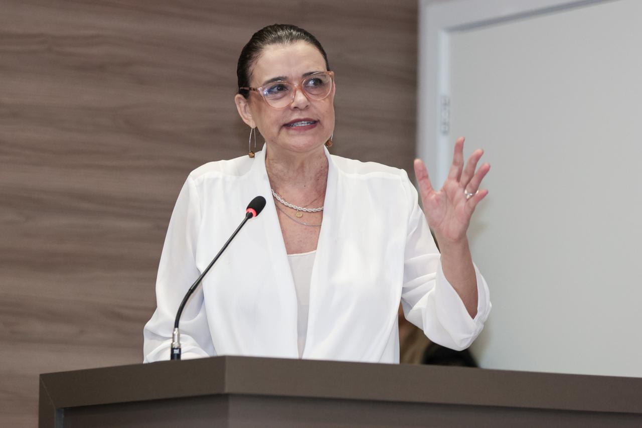 Confira o discurso da presidente da OAB PR, Marilena Winter, no Seminário Violência Política de Gênero